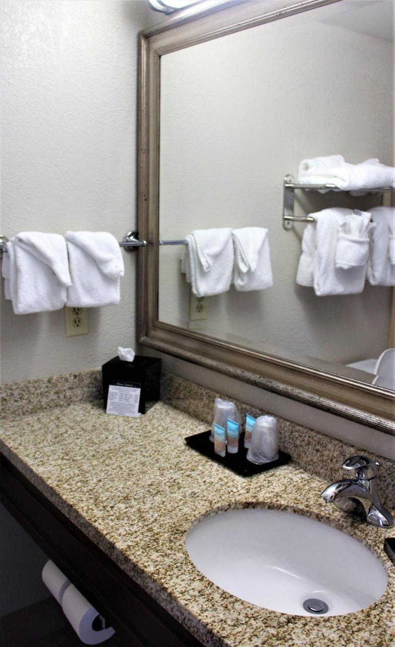 Aqua Beach Inn Myrtle Beach Zewnętrze zdjęcie